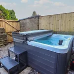 10 Haw Grove Skipton