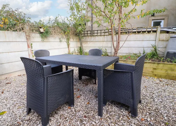 10 Haw Grove Semesterbostad *